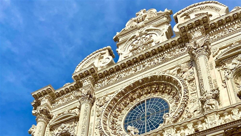 Lo stupore nei dettagli della meravigliosa Lecce