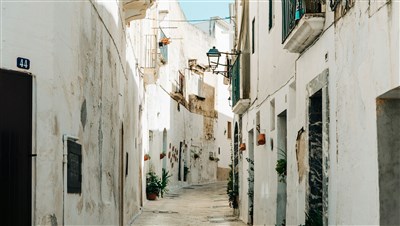 Grottaglie, dove la terra è arte e accoglienza