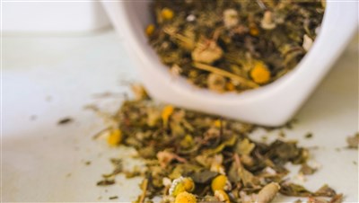 Insonnia e risvegli notturni: il ruolo dei fitocomplessi naturali